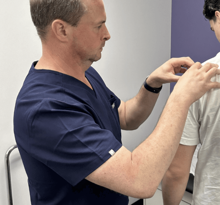 Knee Pain That Won’t Quit? When a Hudson County Knee Surgeon Recommends Arthroscopy